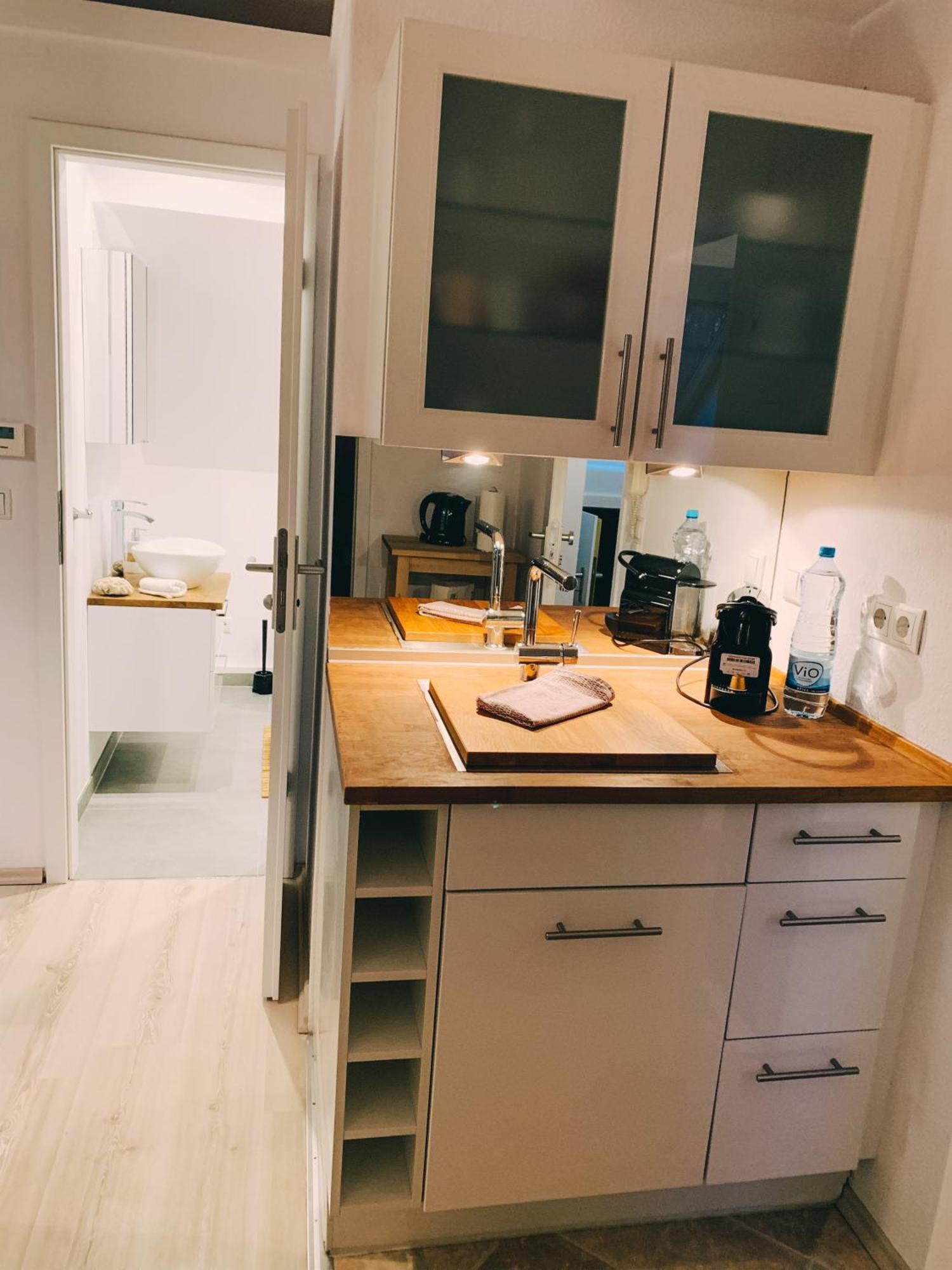 Stilvolle Dachgeschosswohnung In Duesternbrook Kiel Exteriör bild